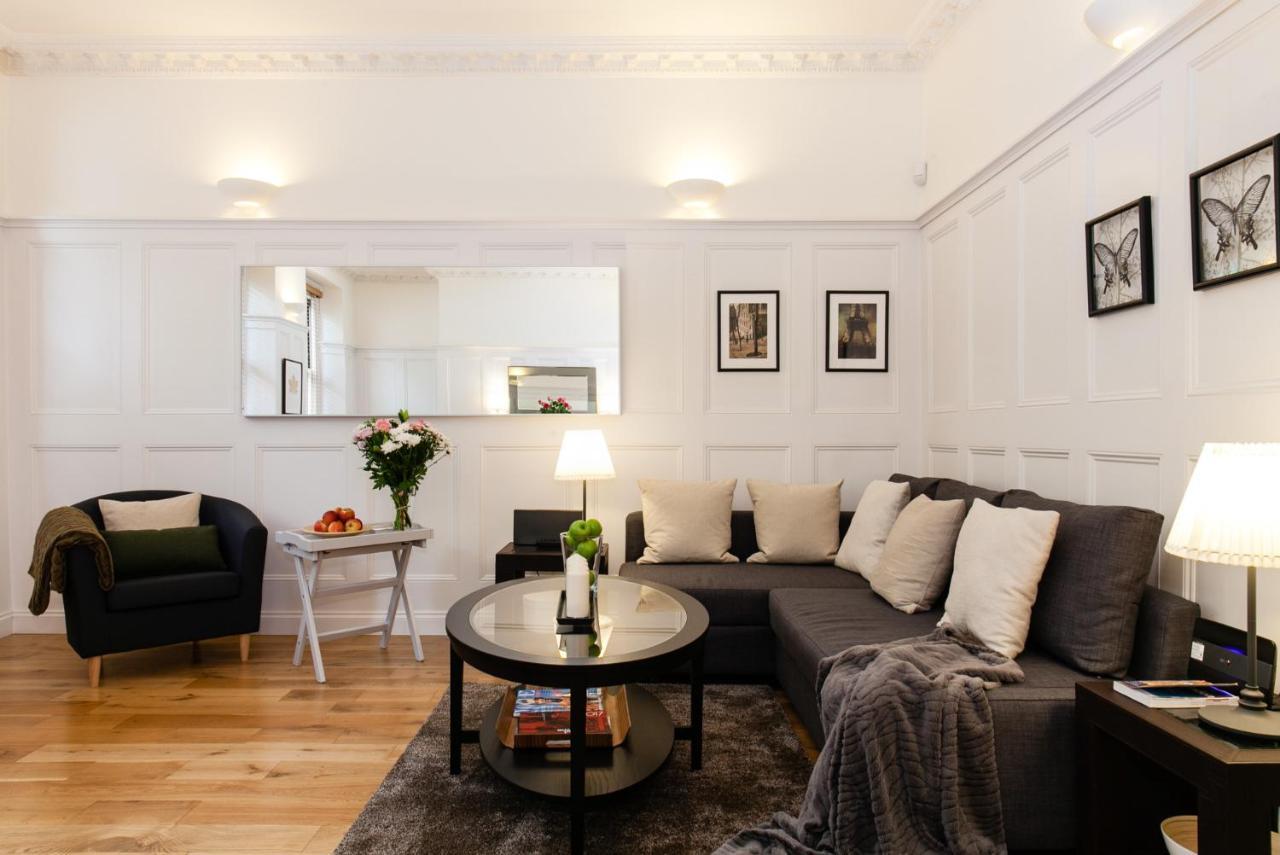 2 Bedr, 3 Beds, 1 Bath Thames, Trafalgar Sq