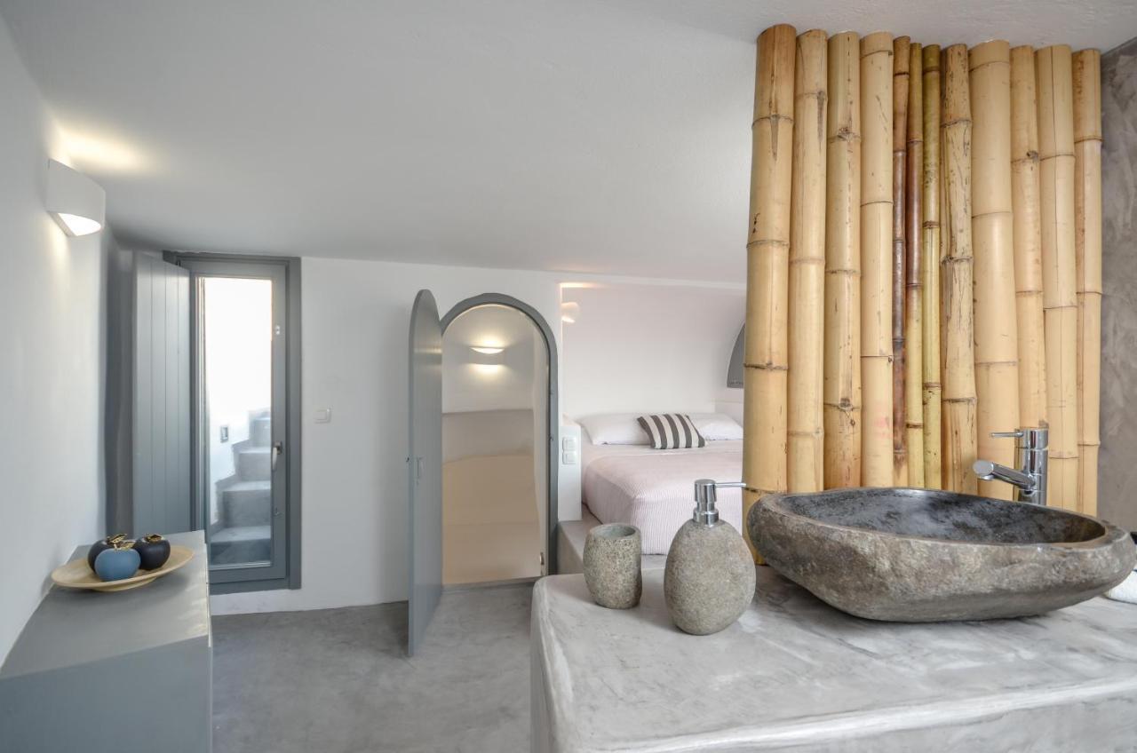 Nissos House Santorini 2