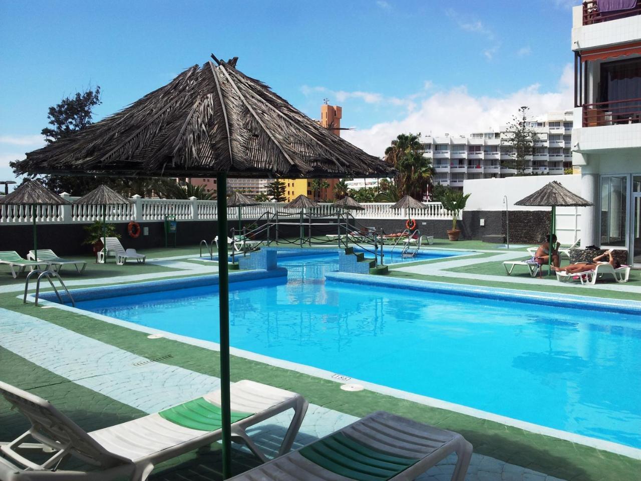 Olympia Rita'S Studio (Adults Only) 1