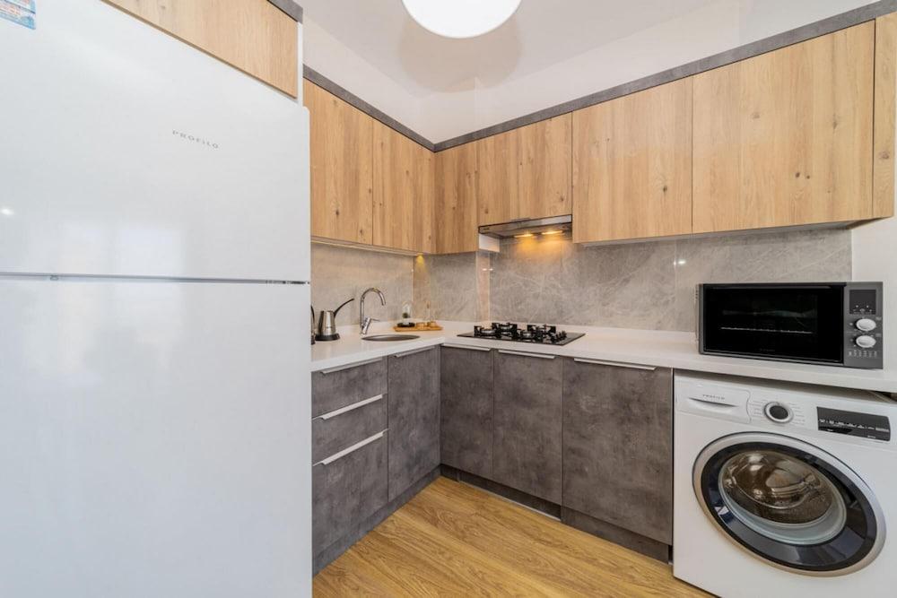 Superb Flat with Shared Pool in Kepez 1