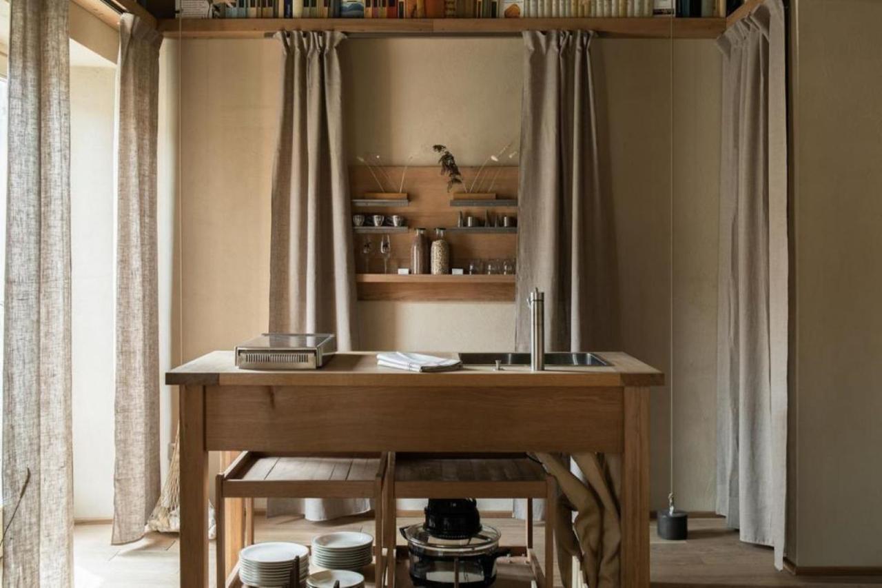 Boutique Suite Sul Naviglio Grande 1