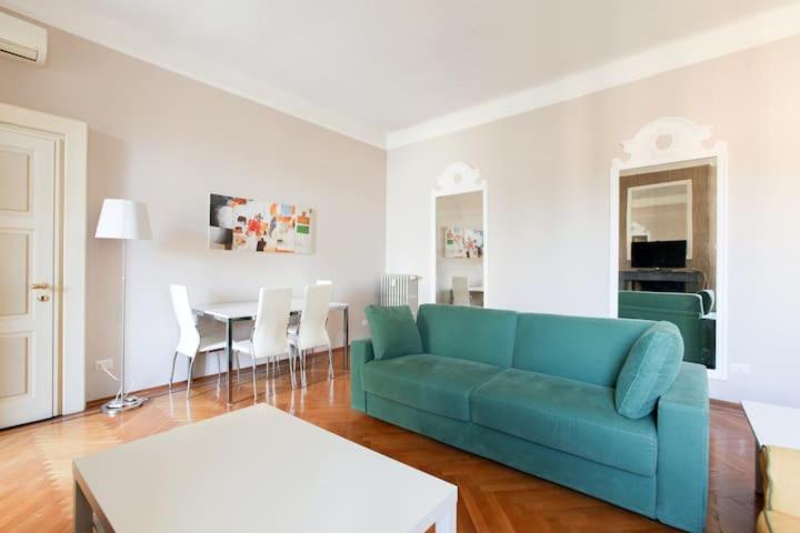 Prestigioso Appartamento in Via Della Spiga 2