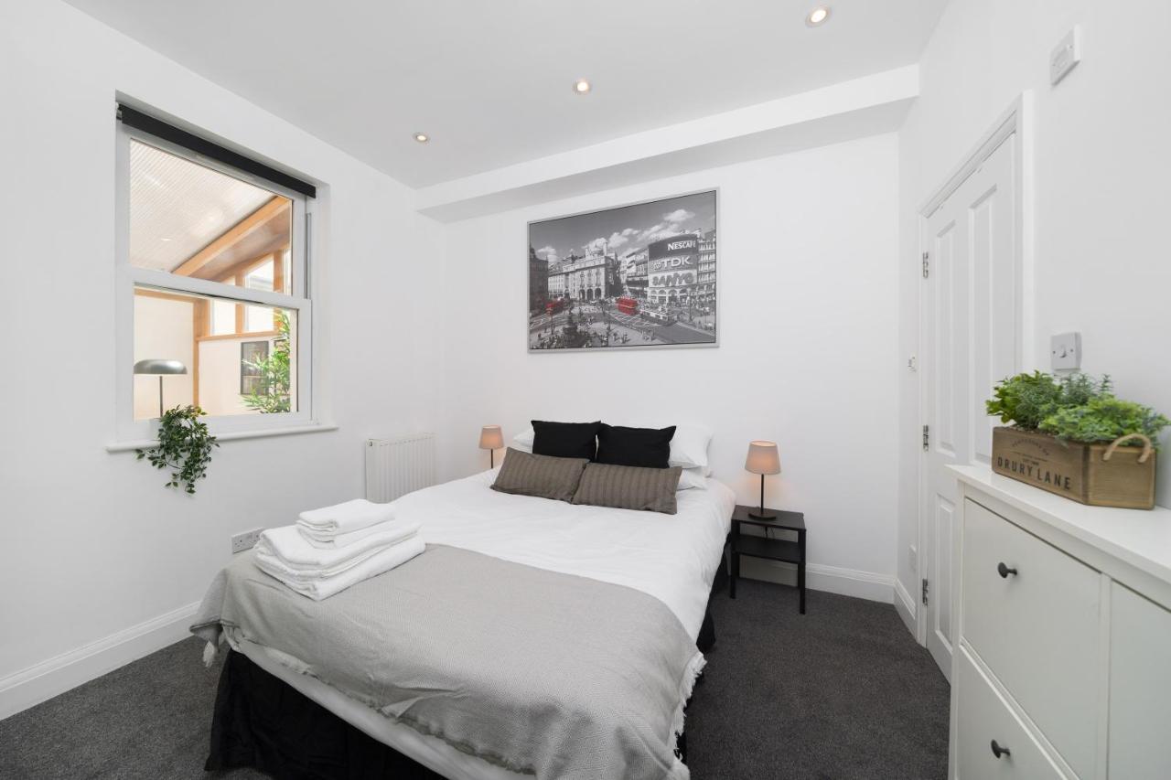 Your Own House, 2 Bedr, 3 Beds, 2,5 Bath, Covent Gdn 2