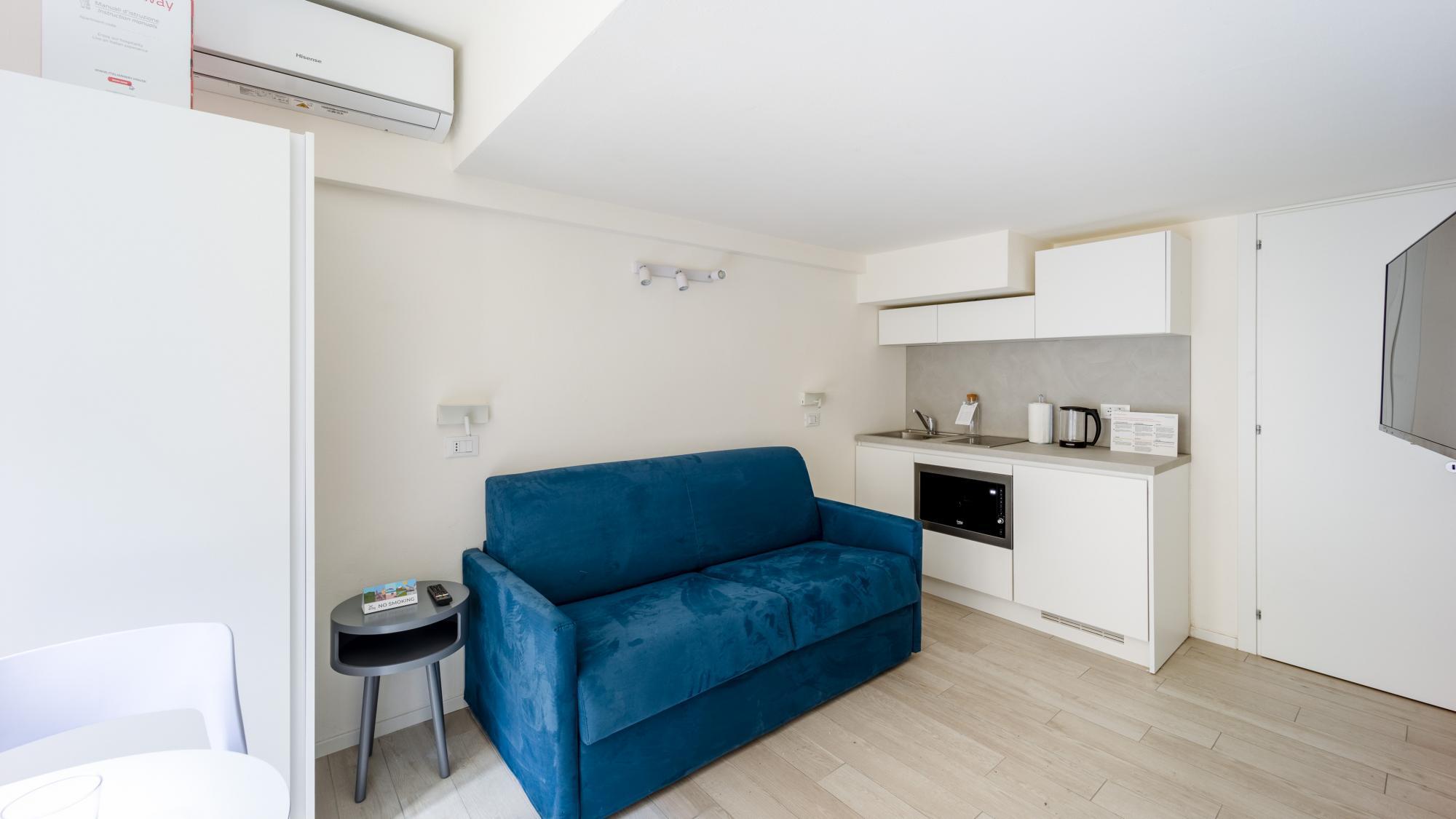 Italianway - the B Village Standard - 08