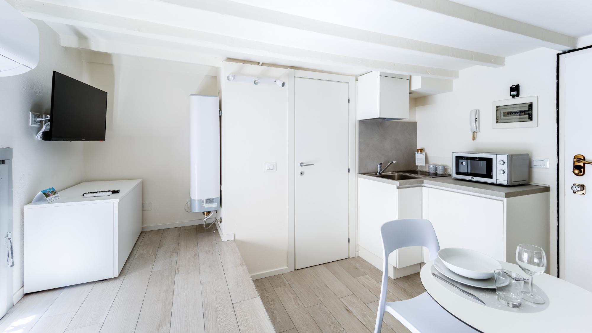 Italianway - the B Village Standard - M5 2