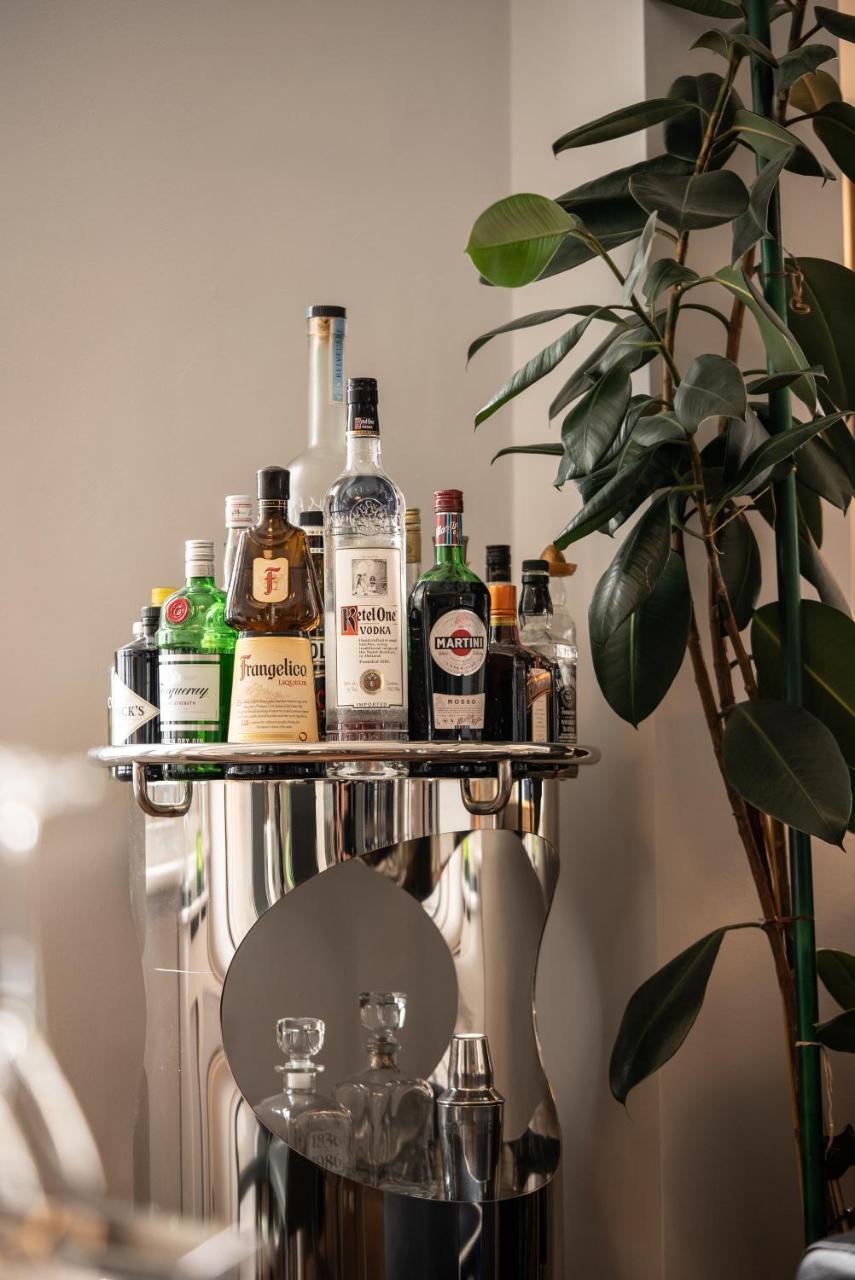 The Covent Garden 3 Bedroom Penthouse with Rooftop Terrace 1