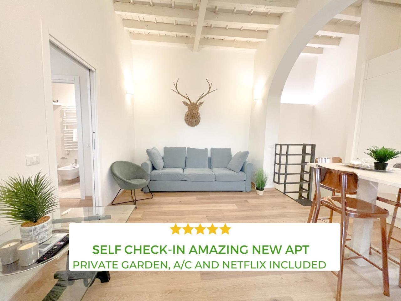 Brera-Centro Nuovo Appartamento Con Cortile Privato