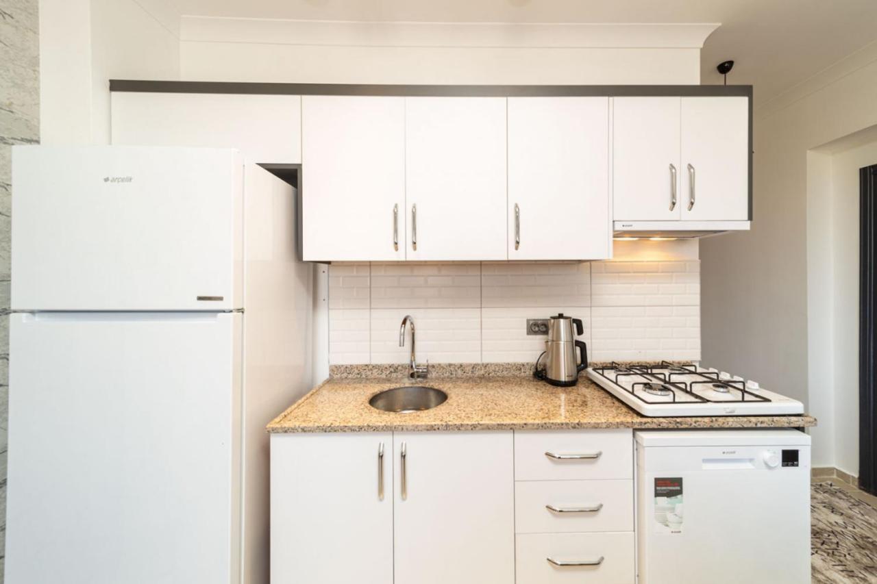 Sea View Apartment Near Lara Beach in Kundu Aksu 2