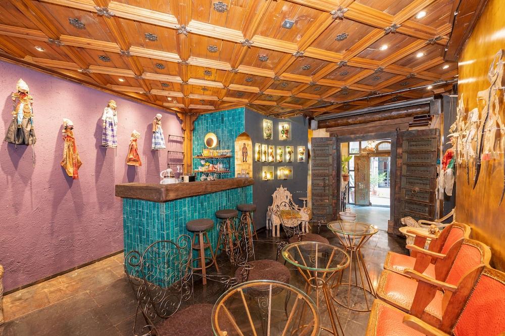 Taksim Antique Hotel 1