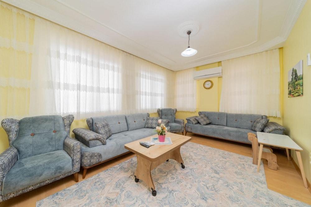 Central Fully Furnished Flat in Antalya Kepez 2