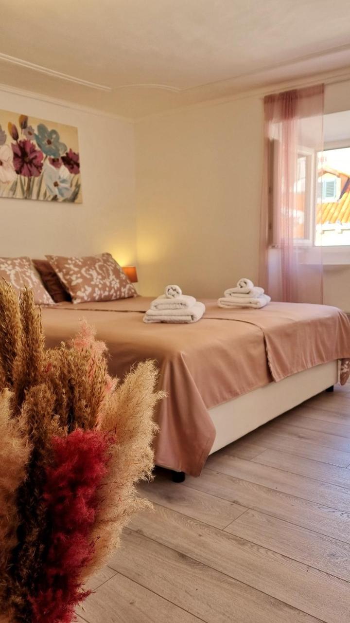 Apartment Stradun in the Heart of Old City 1