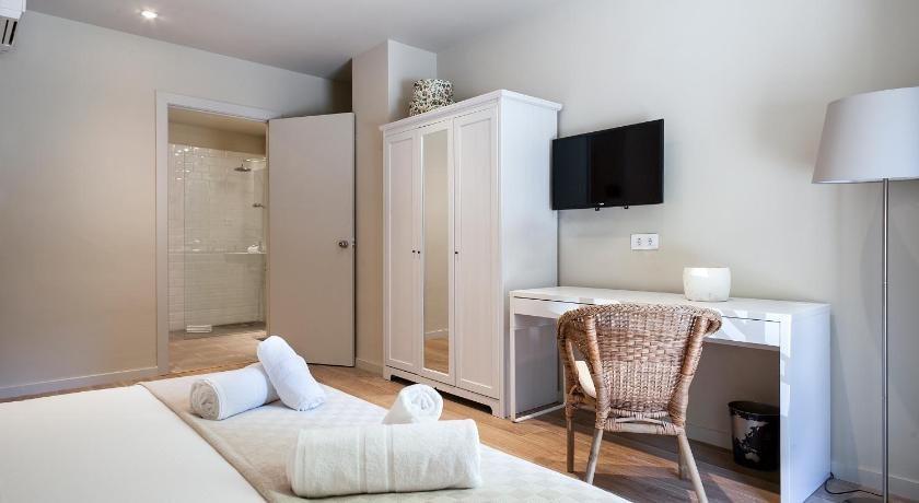 Barcelona 226 Center Exclusive 1