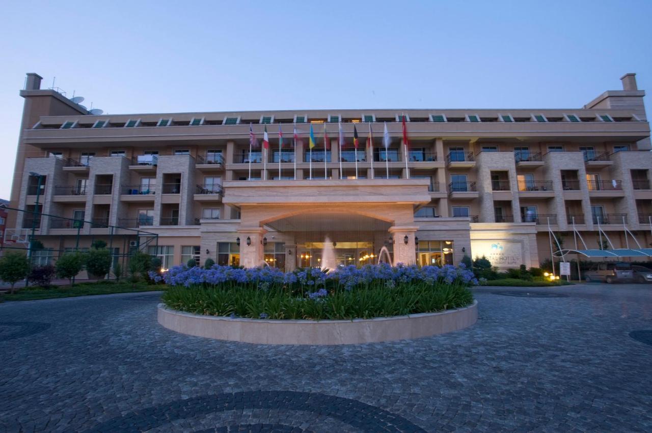 Crystal Deluxe Resort & SPA 2