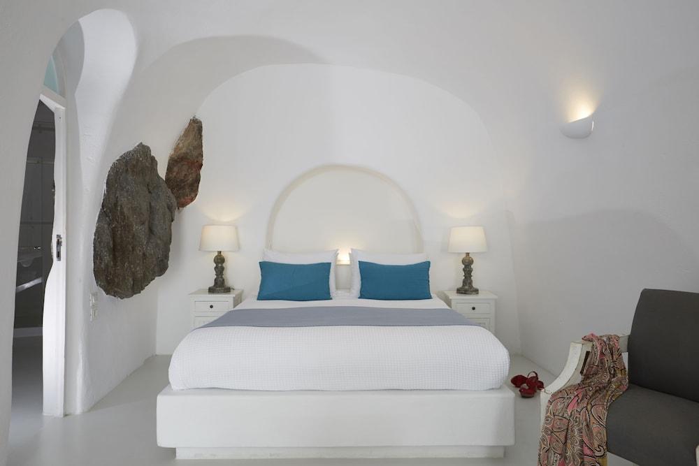 Atrina Canava 1894 (Adults only) 2