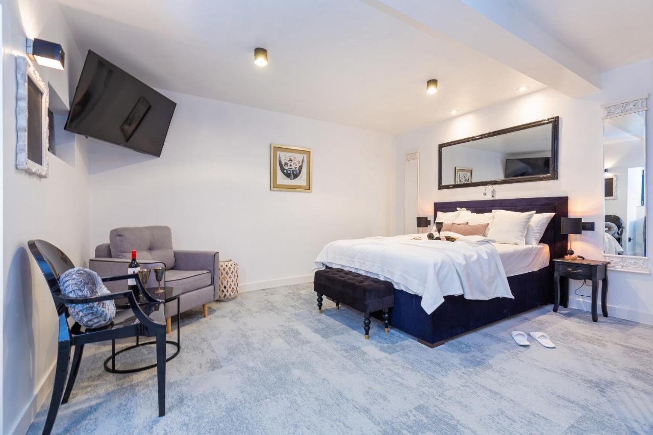 B&B Apartments And Studios Lanii 2