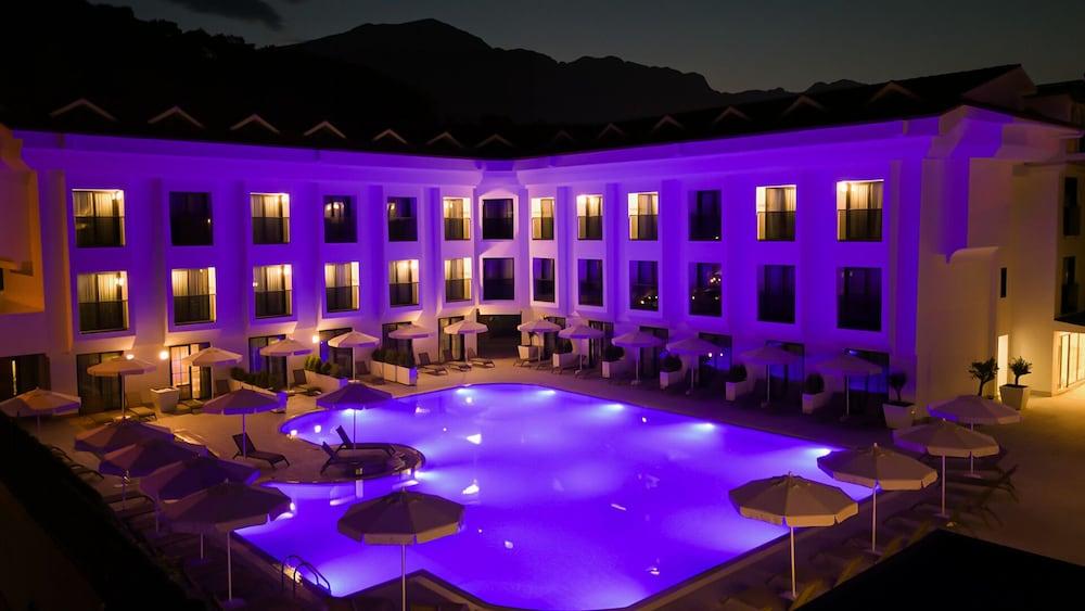 Saint Star Kemer (Adults only)