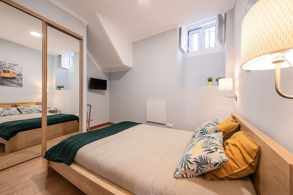 Graca Charming Come And Enjoy Lisbon 1