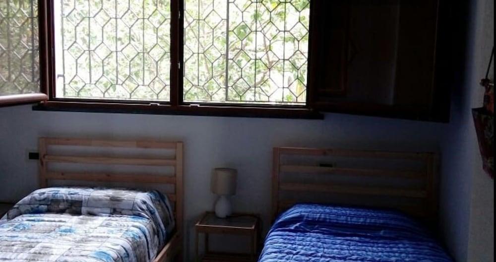 Chambre D'hotes Les Oliviers 1