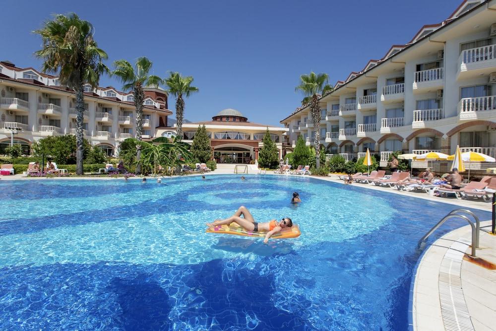 Larissa Sultan's Beach