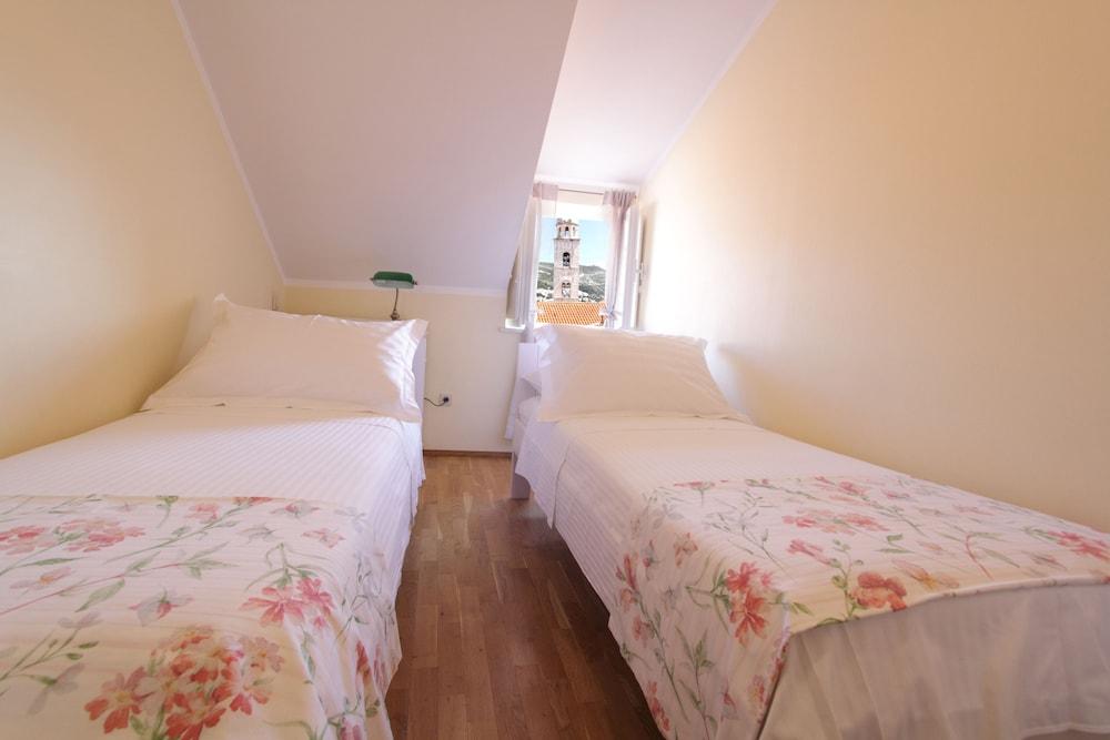 Apartments Kovac Old Town 2