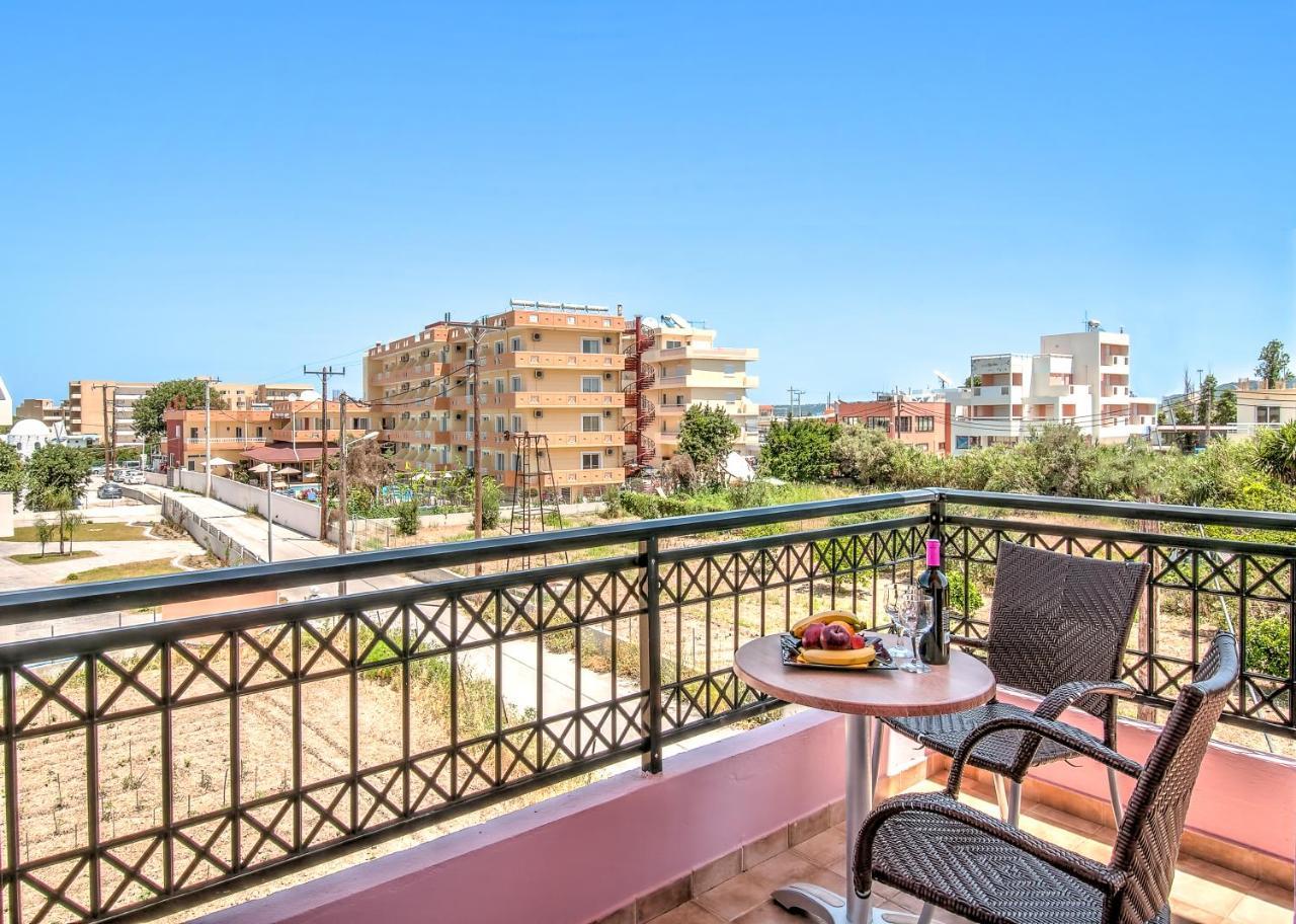 Johnhara Studios & Apartments 1