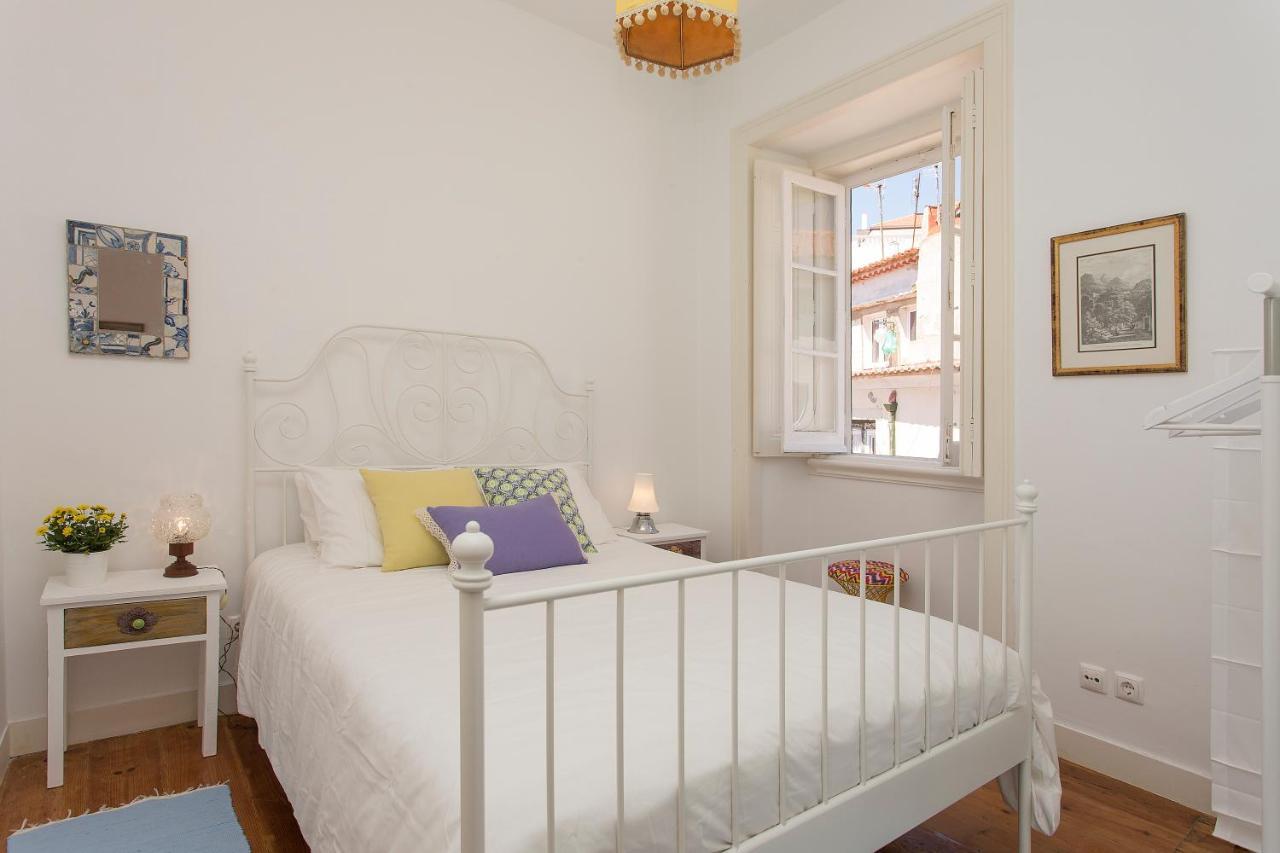 Spacious Alfama Duplex, by Timecooler 1