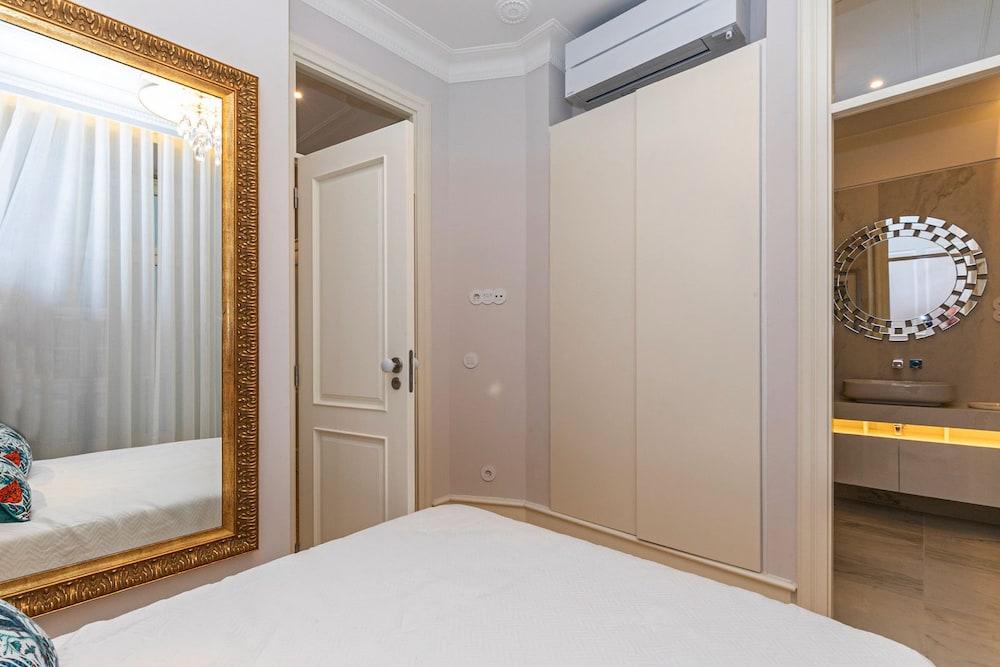 Augusta 231 Street Ascenseur City Center 2