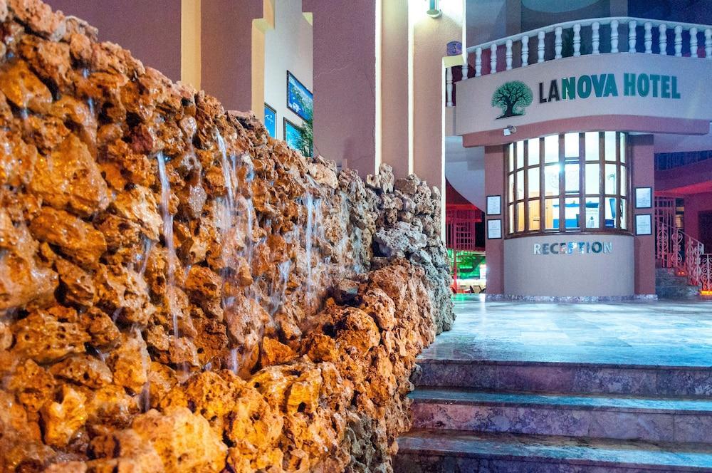 La Nova Hotel 2