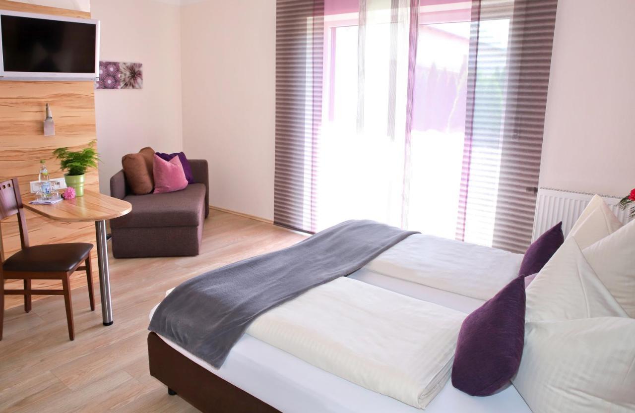 Lohauserhof - Biohof Und Hotel