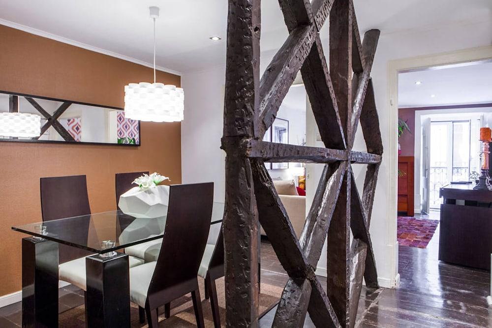 Designer Apartment in Chiado 2
