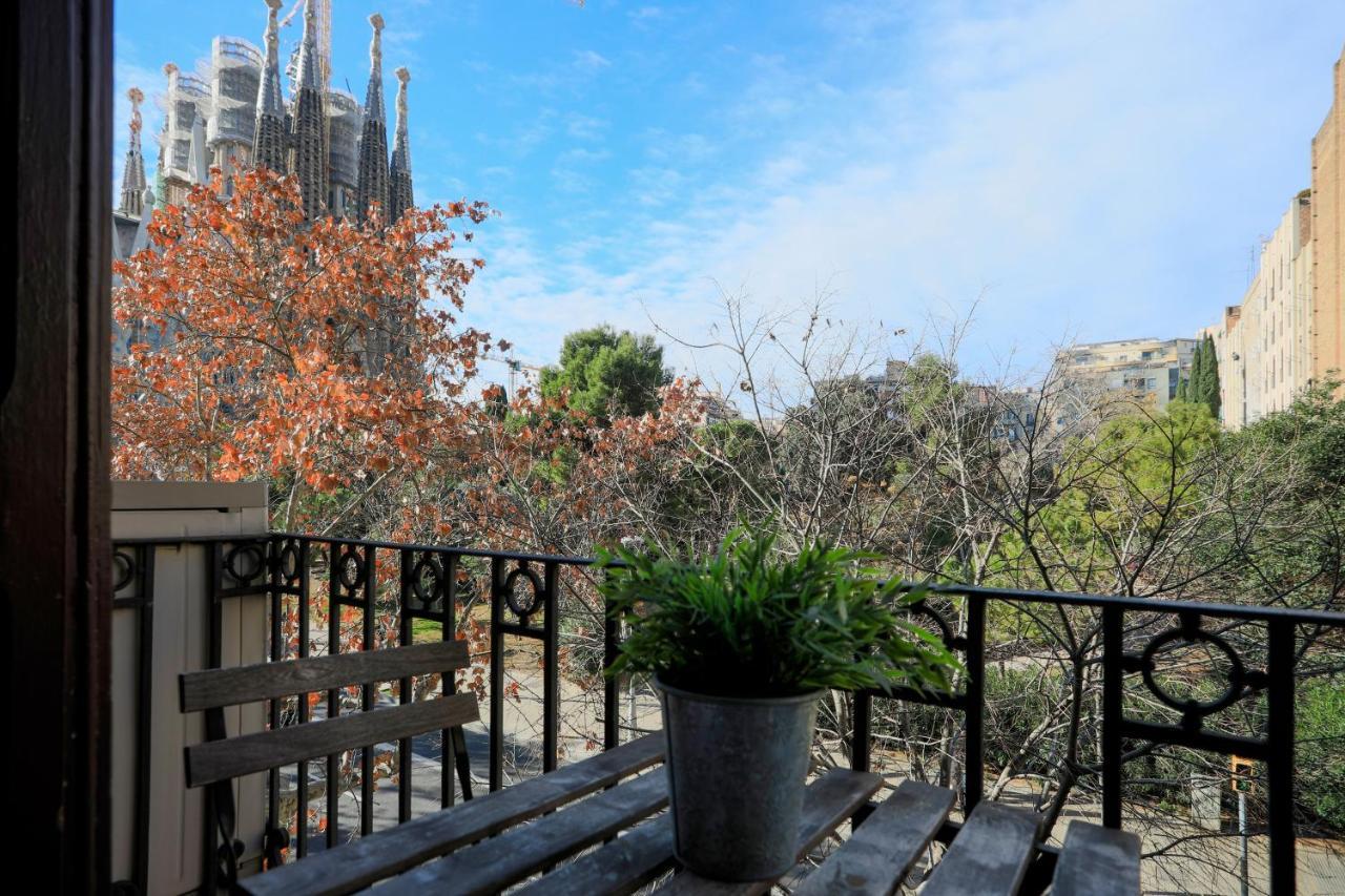 Bbarcelona Sagrada Familia Garden Apartment