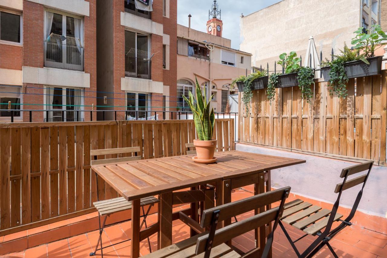 Terrace, Sun And Local Lifestyle in Gracia 2