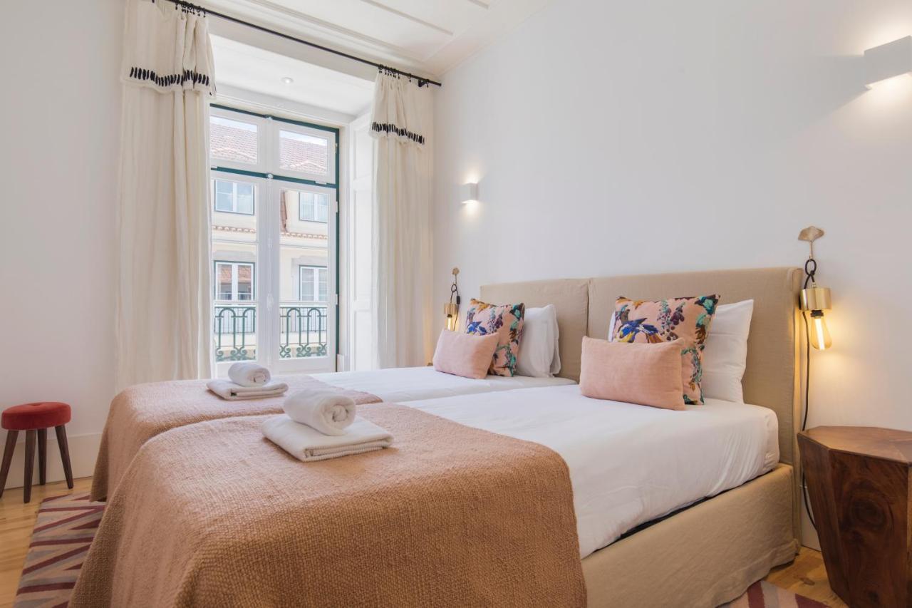 Charming 2 Bedroom Apartment in Baixa Chiado 2