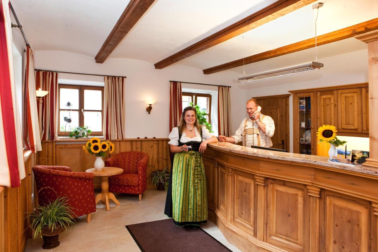 Metzgerei Gasthof Oberhauser - Hotel Zur Post 1