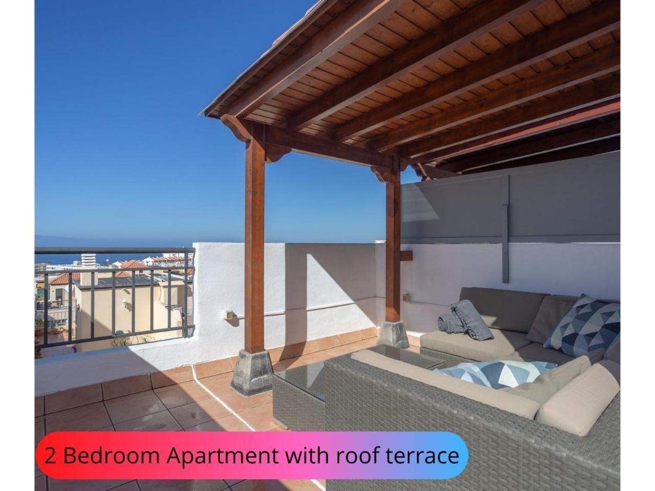 Desirable Rooftop Terrace , 2 Bedroom Apartment with Wifi by Aqua Vista Tenerife