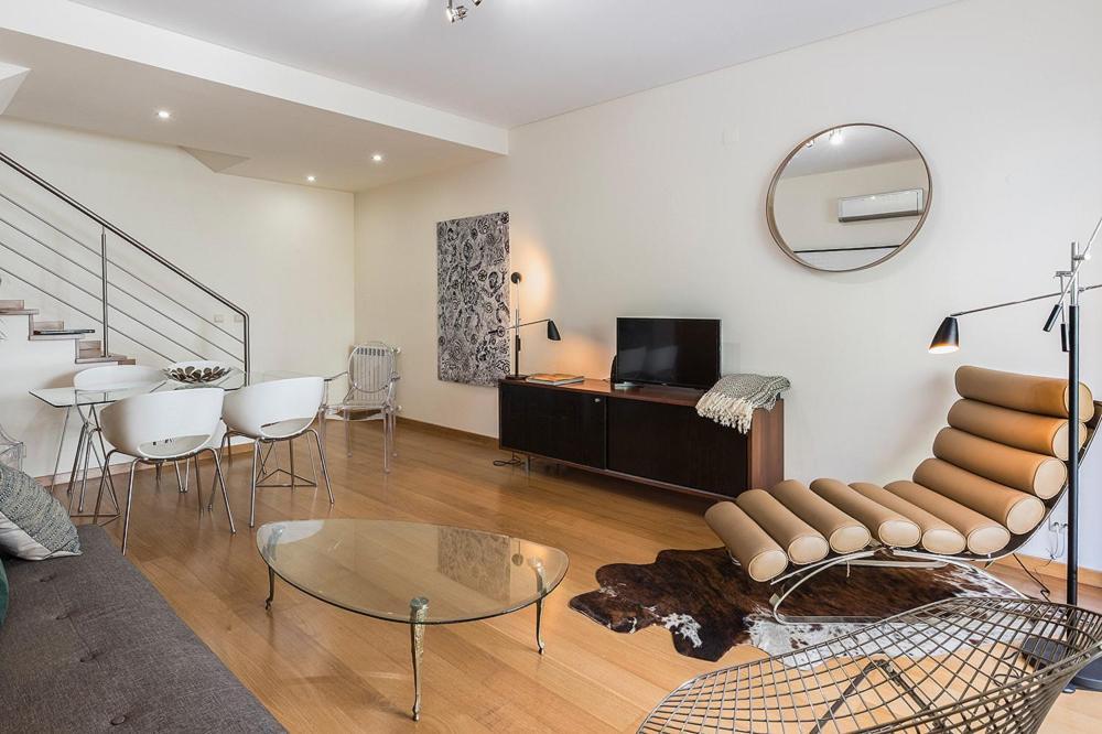 Flea Market Alfama House (Patio/Pool/Ac/Garage) 1