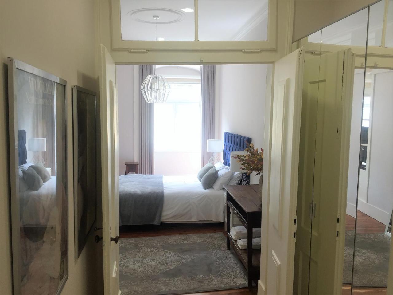 Fanqueiros Street 196-3d-City Center Apartment 2