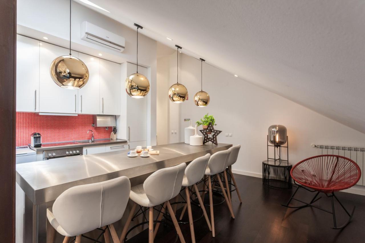 Explore Vibrant Lisbon From a Designer Loft at Casa Da Barroca 2