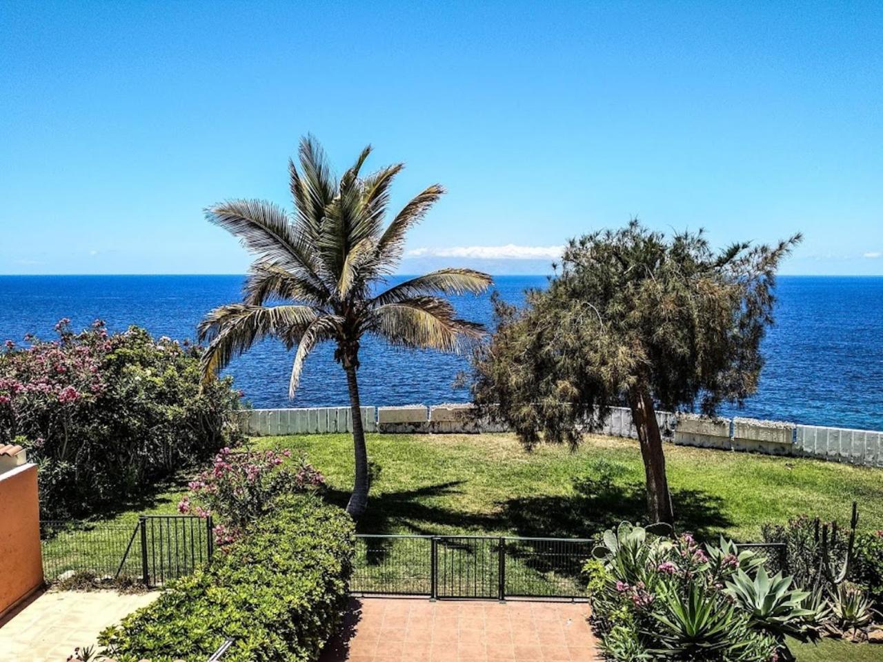 Sueno Azul Front Mer 1