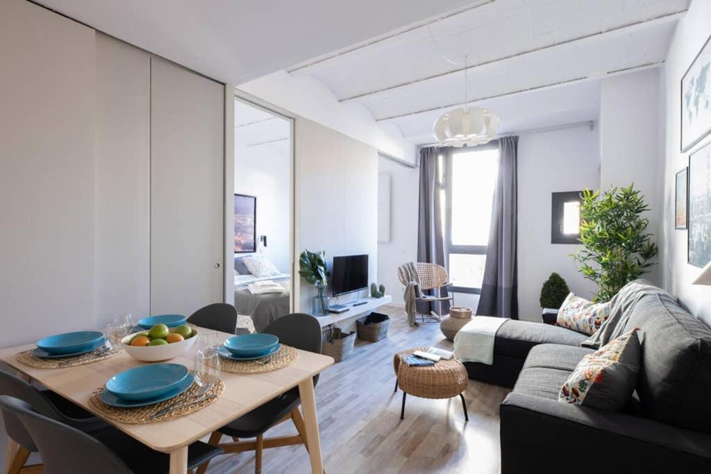 Piso Nuevo Al Lado de la Sagrada Familia.