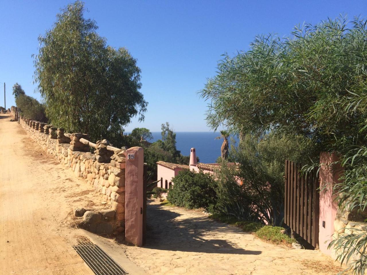 Villa with Swimming Pool And Amazing View 1