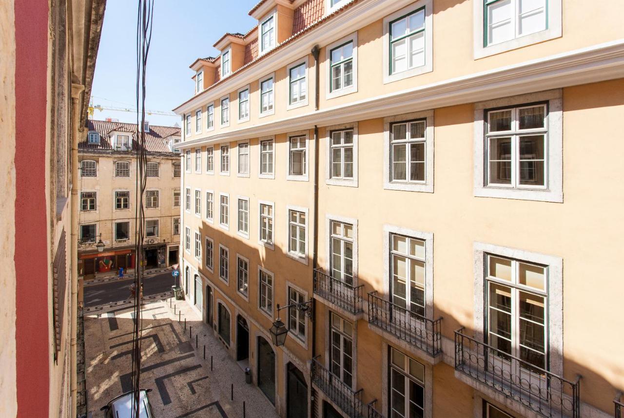 Correeiros Downtown Duplex & Deluxe Apartment 2