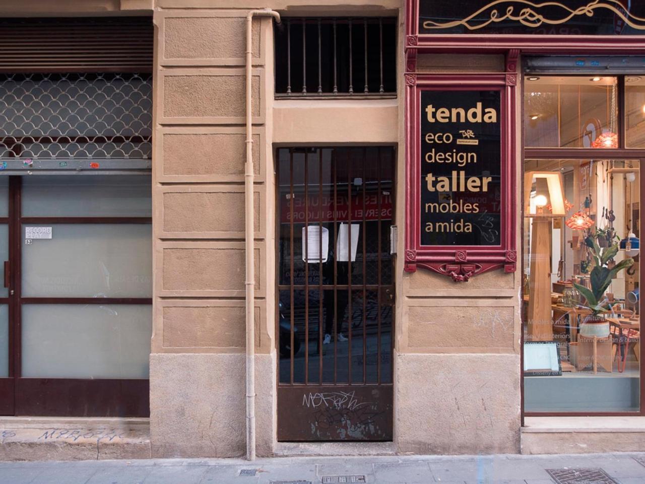 Cozy Apt with Sunny Terrace in the Heart of Gracia 1