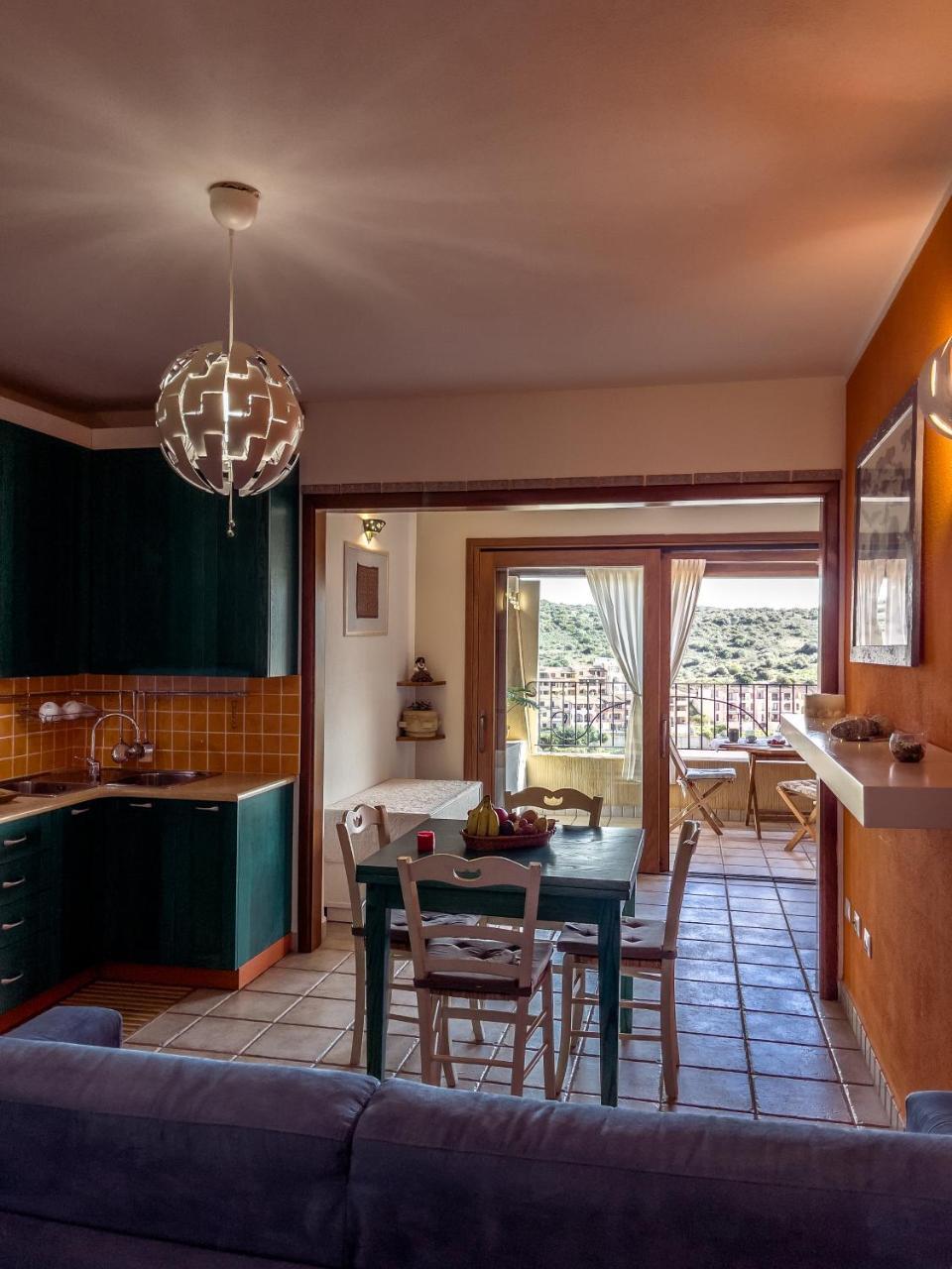 Happyhome Casavacanzavillasimius 1