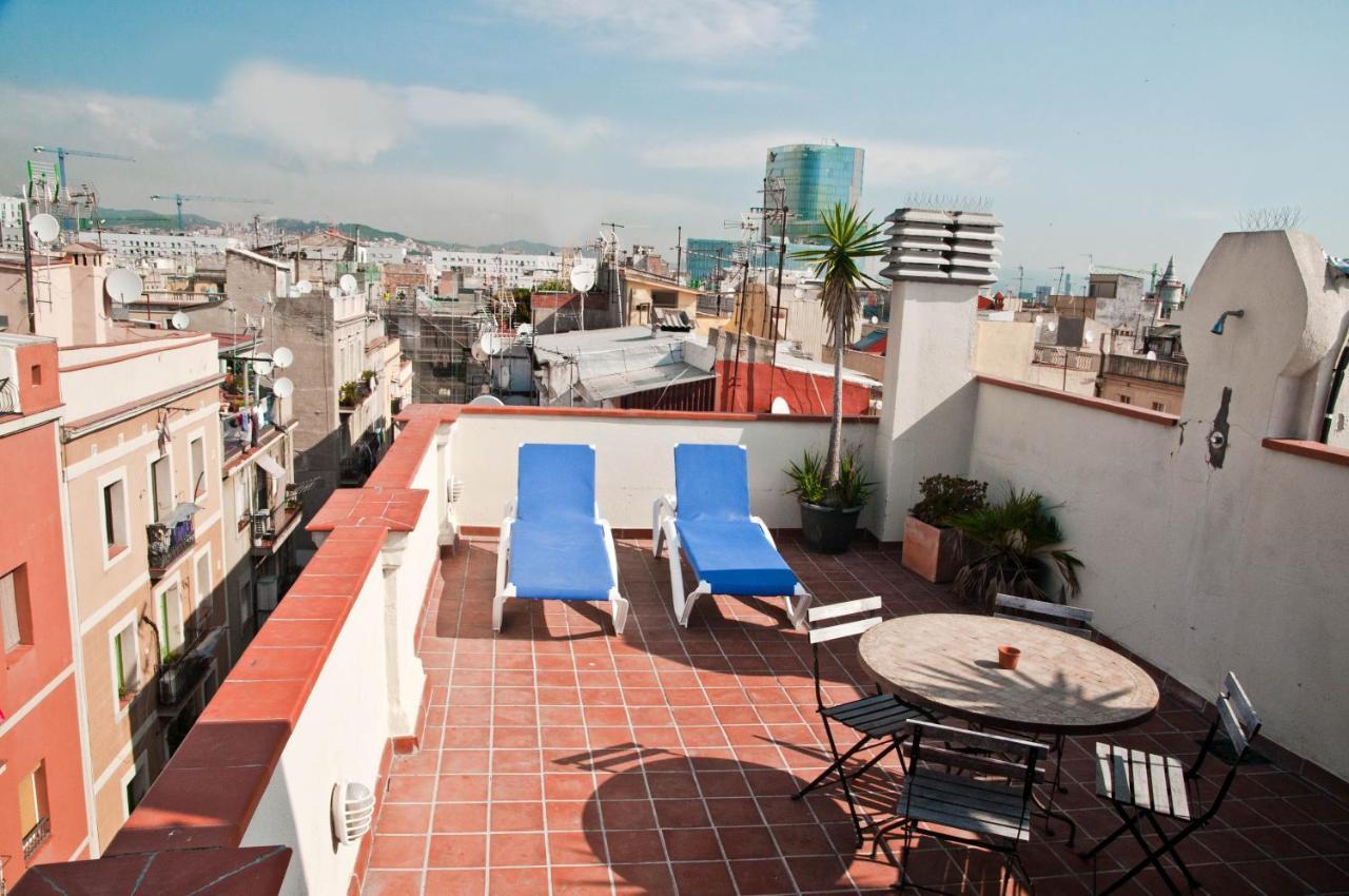Barceloneta Suites Apartments Beach 2
