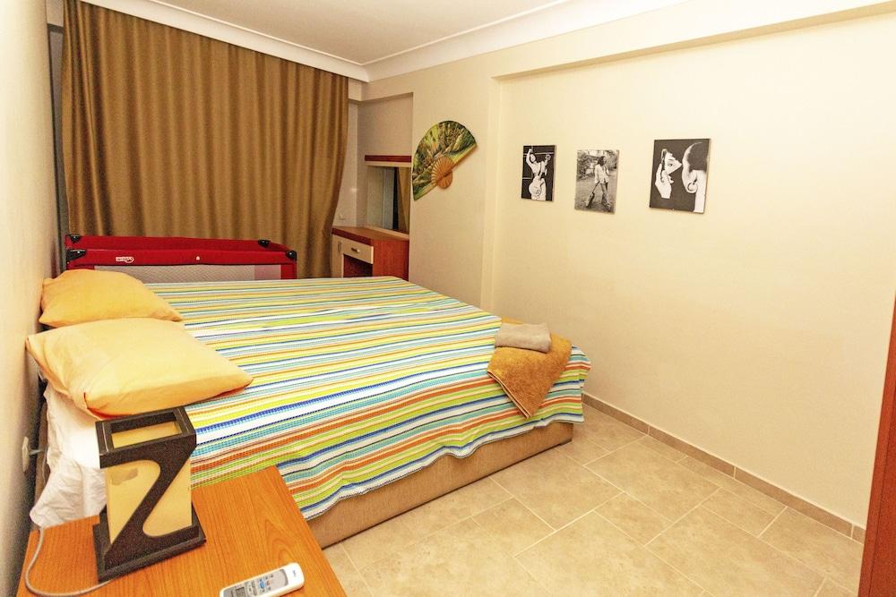 Paradise Town - Art Villa 2