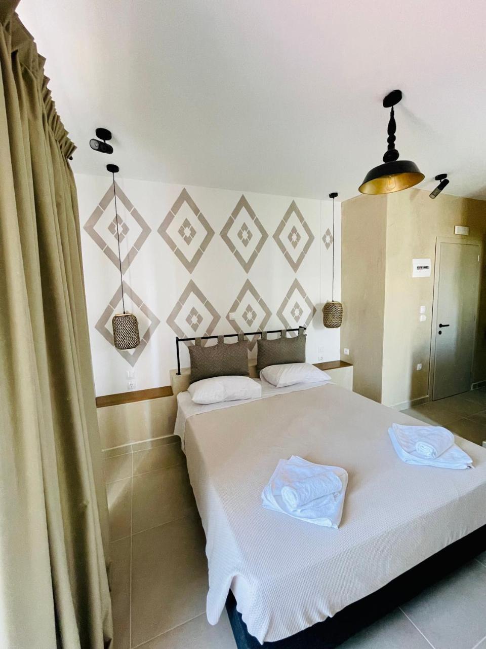 Atma Beach Rooms & Suites 2