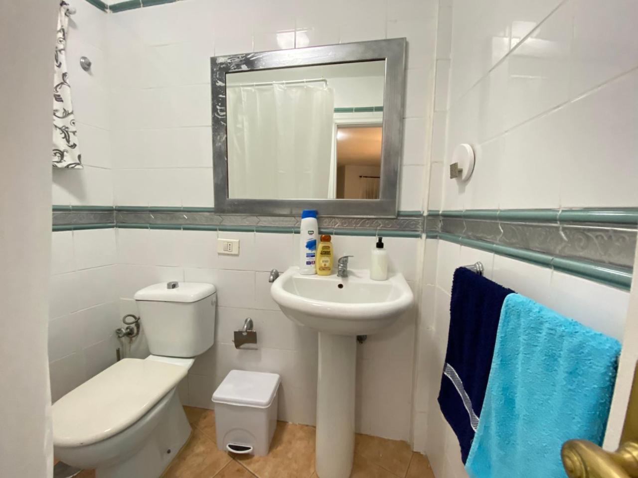 Alcamar Habitaciones En Pisos Compartidos Cerca Al Mar! 2