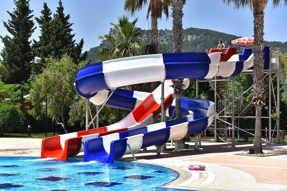 Viking Park Hotel & SPA 1