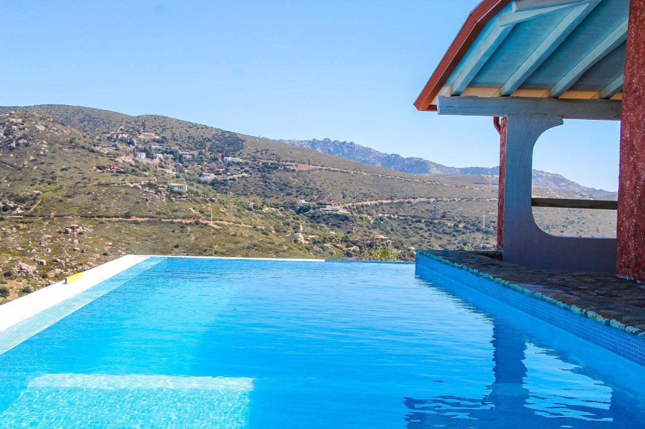 Villa Corallia - Luxury Villa with Stunning View Over the Bay 1